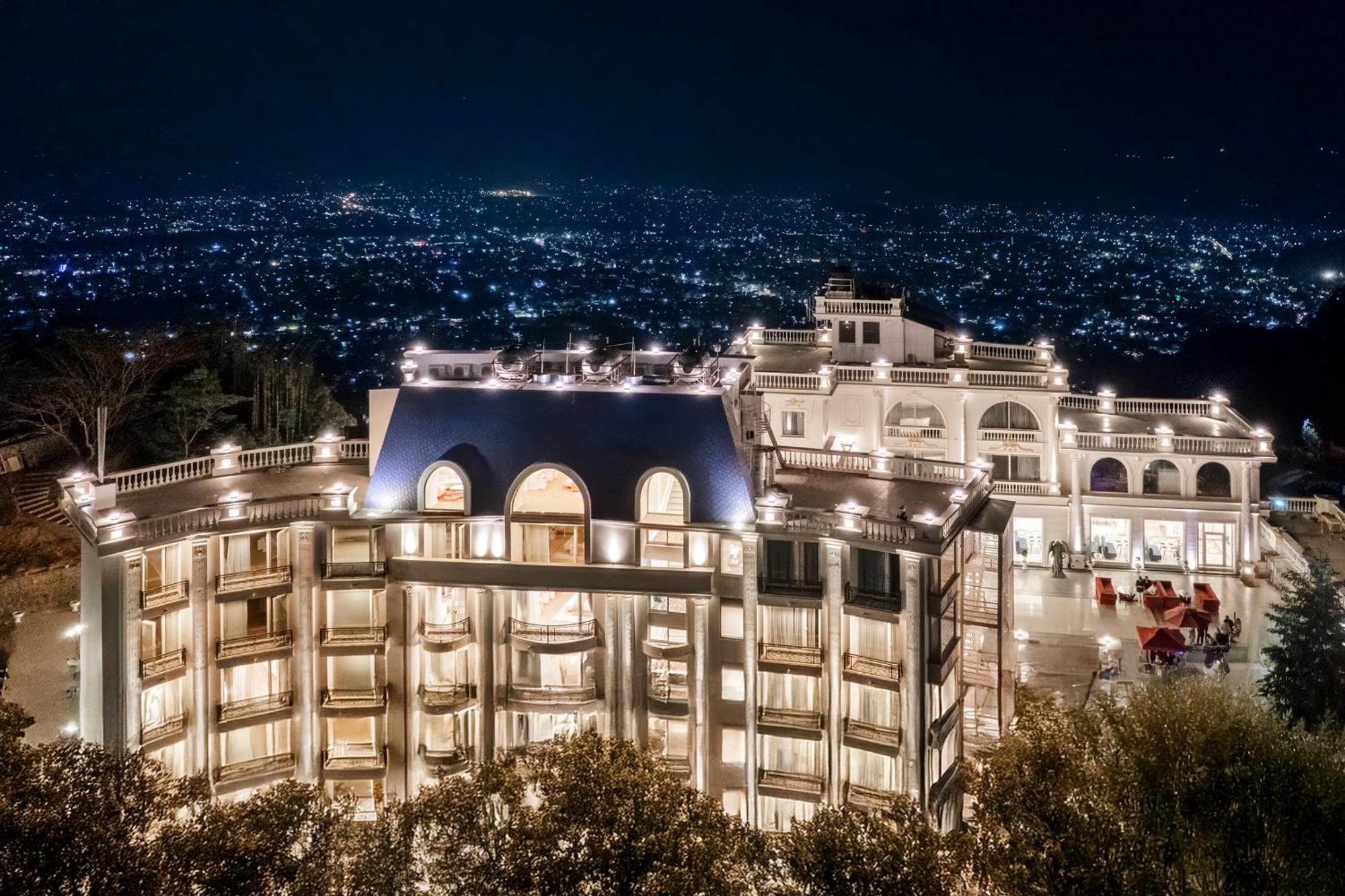 Le Glamour Resort & Wellness Spa Pokhara Zewnętrze zdjęcie